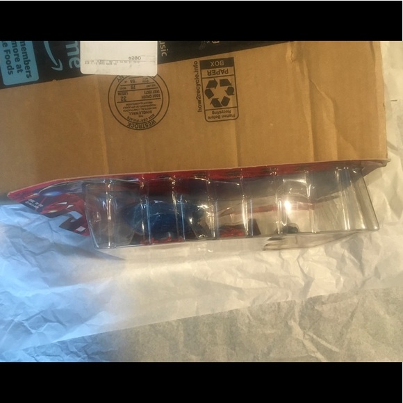 NEW Toybiz Spider Sense Spiderman Action Figure - Picture 3 of 9